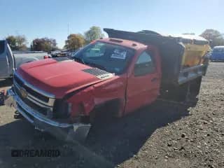 2012 Chevrolet Silverado 3500HD Work Truck с VIN 1GB3KZCG9CF124388, выставлен на аукционе Copart как лот 89692855 с пробегом 80 062 миль миль и Чистый • Clean title. История ставок и продаж доступна на DreamBid. Изображение 1.
