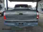 2006 Toyota Tundra SR5 z VIN 5TBET34156S548947, wystawiony jako Copart lot #81879505 z przebiegiem 447 910 mil mil oraz Szkoda całkowita • Salvage title. Historia ofert i sprzedaży dostępna na DreamBid. Obrazek 6.