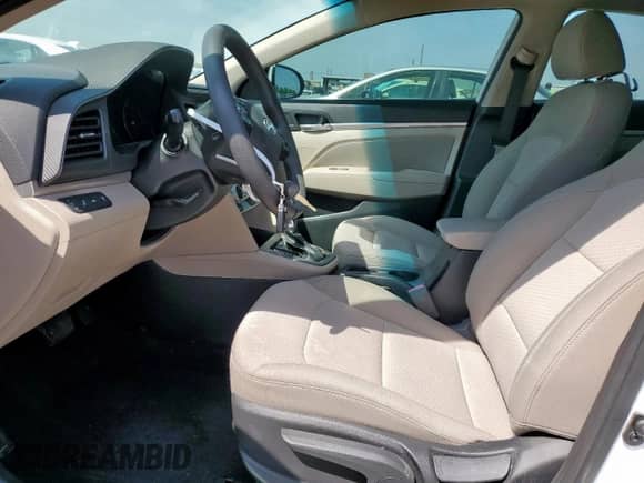 2019 Hyundai Elantra Value Edition z VIN 5NPD84LF5KH437208, wystawiony jako Copart lot #53078995 z przebiegiem 47 214 mil mil oraz Czysty tytuł • Clean title. Historia ofert i sprzedaży dostępna na DreamBid. Obrazek 7.