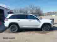 2022 Jeep Grand Cherokee Limited with VIN 1C4RJHBG8N8603865, listed as a IAAI auction lot 41968389 with 43,655 mi miles and . Bid and sale history available at DreamBid. Image 13.