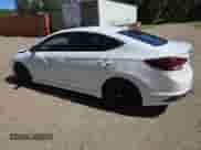 2020 Hyundai Elantra Sport z VIN KMHD04LBXLU070409, wystawiony jako Copart lot #69004755 z przebiegiem 160 828 mil mil oraz Szkoda całkowita • Salvage title. Historia ofert i sprzedaży dostępna na DreamBid. Obrazek 2.