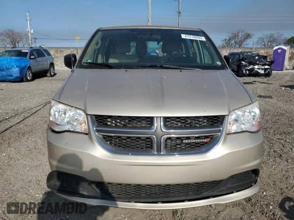 2014 Dodge Grand Caravan SXT with VIN 2C4RDGBG4ER129516, listed as a Copart auction lot 47218095 with 90,114 mi miles and Clean title. Bid and sale history available at DreamBid. Image 5.