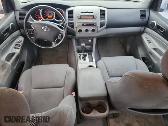 2008 Toyota Tacoma with VIN 3TMMU52N18M005342, listed as a Copart auction lot 84382285 with 280,015 mi miles and Salvage title. Bid and sale history available at DreamBid. Image 8.