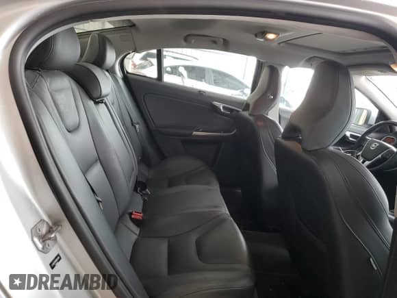 2017 Volvo S60 Inscription Platinum с VIN LYV402TM5HB151488, выставлен на аукционе Copart как лот 45428975 с пробегом 92 162 миль миль и Списание • Salvage title. История ставок и продаж доступна на DreamBid. Изображение 10.
