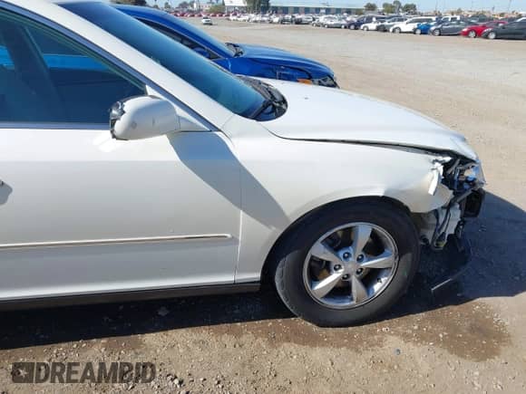 2006 Hyundai Azera SE с VIN KMHFC46F16A070674, выставлен на аукционе IAAI как лот 40916101 с пробегом 160 167 миль миль и . История ставок и продаж доступна на DreamBid. Изображение 15.