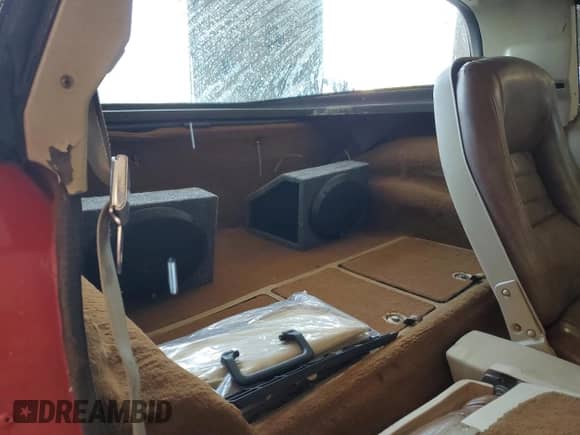 1979 Chevrolet Corvette с VIN 00001Z8789S430098, выставлен на аукционе Copart как лот 68312034 с пробегом 24 502 миль миль и Чистый • Clean title. История ставок и продаж доступна на DreamBid. Изображение 10.