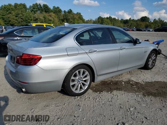 2016 BMW 5 Series 535i xDrive с VIN WBA5B3C51GG255313, выставлен на аукционе Copart как лот 80248305 с пробегом 135 652 миль миль и Списание • Salvage title. История ставок и продаж доступна на DreamBid. Изображение 3.
