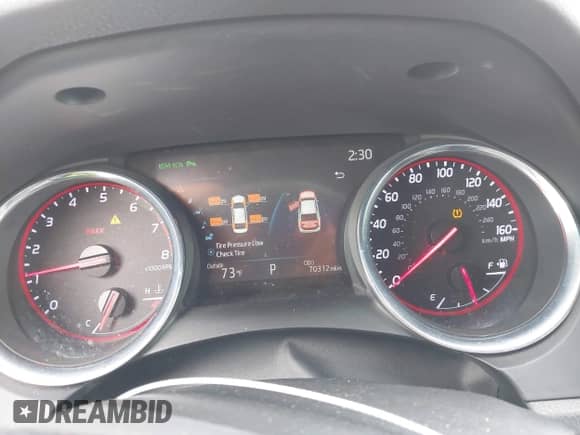 2020 Toyota Camry XSE z VIN 4T1K61AK4LU304860, wystawiony jako IAAI lot #43367482 z przebiegiem 70 312 mil mil oraz . Historia ofert i sprzedaży dostępna na DreamBid. Obrazek 7.