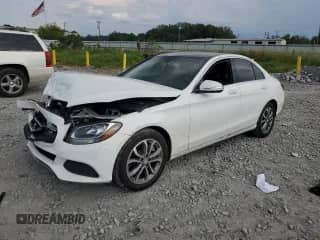 2015 Mercedes-Benz C 300 z VIN 55SWF4JB2FU043859, wystawiony jako Copart lot #69930775 z przebiegiem 154 244 mil mil oraz Szkoda całkowita • Salvage title. Historia ofert i sprzedaży dostępna na DreamBid. Obrazek 1.