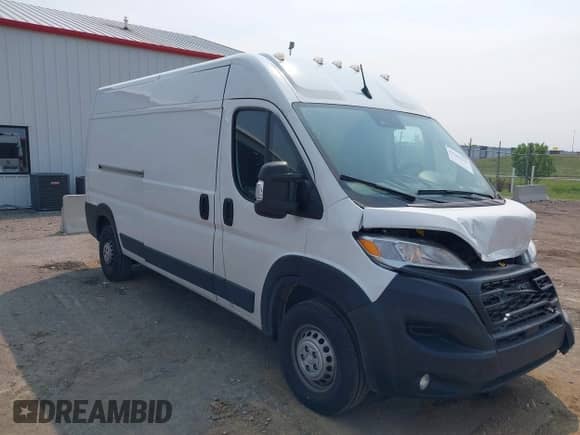 2024 Ram ProMaster Cargo Tradesman с VIN 3C6LRVDG0RE128970, выставлен на аукционе IAAI как лот 42395320 с пробегом 24 205 миль миль и . История ставок и продаж доступна на DreamBid. Изображение 1.