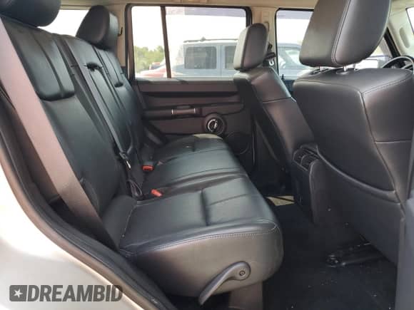 2008 Jeep Commander Limited с VIN 1J8HG582X8C212943, выставлен на аукционе Copart как лот 71317415 с пробегом 190 024 миль миль и Списание • Salvage title. История ставок и продаж доступна на DreamBid. Изображение 11.