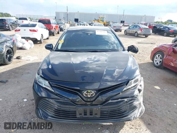 2019 Toyota Camry SE z VIN 4T1B11HK4KU167017, wystawiony jako IAAI lot #43389705 z przebiegiem 106 141 mil mil oraz . Historia ofert i sprzedaży dostępna na DreamBid. Obrazek 12.