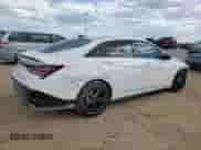 2024 Hyundai Elantra N Line z VIN KMHLR4DF9RU799612, wystawiony jako Copart lot #81993505 z przebiegiem 22 561 mil mil oraz Szkoda całkowita • Salvage title. Historia ofert i sprzedaży dostępna na DreamBid. Obrazek 3.