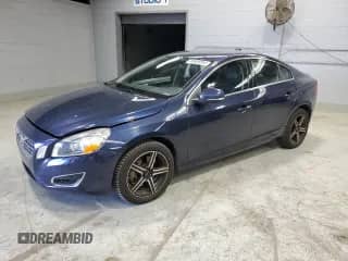 2013 Volvo S60 T5 с VIN YV1612FH8D2201410, выставлен на аукционе Copart как лот 80639855 с пробегом 70 402 миль миль и Чистый • Clean title. История ставок и продаж доступна на DreamBid. Изображение 1.
