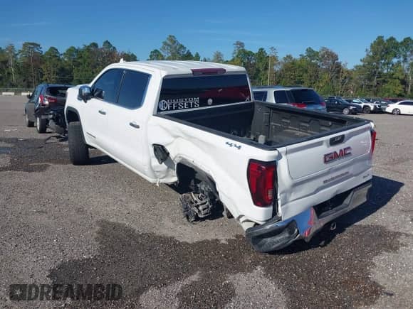 2024 GMC Sierra 1500 SLT с VIN 3GTUUDED9RG111597, выставлен на аукционе IAAI как лот 43054968 с пробегом 38 755 миль миль и . История ставок и продаж доступна на DreamBid. Изображение 3.