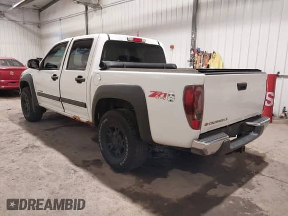 2005 Chevrolet Colorado 1SB LS Z85 с VIN 1GCDT136458223682, выставлен на аукционе IAAI как лот 40728025 с пробегом 169 516 миль миль и . История ставок и продаж доступна на DreamBid. Изображение 3.