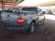 2005 Ford F-150 STX с VIN 1FTRX02W15KE27414, выставлен на аукционе IAAI как лот 43315474 с пробегом Не указан миль и . История ставок и продаж доступна на DreamBid. Изображение 4.