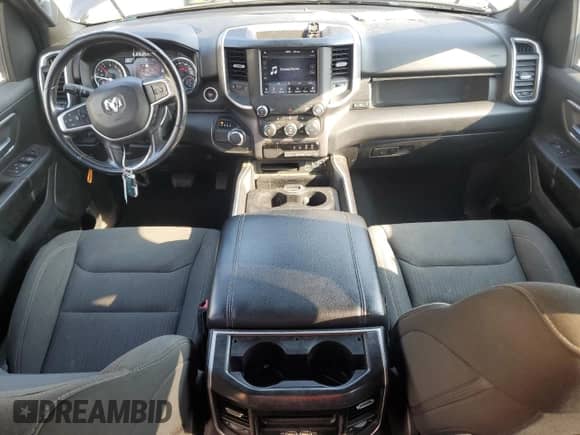 2021 Ram 1500 Big Horn z VIN 1C6RREFT0MN542761, wystawiony jako Copart lot #81207865 z przebiegiem 115 675 mil mil oraz Szkoda całkowita • Salvage title. Historia ofert i sprzedaży dostępna na DreamBid. Obrazek 8.