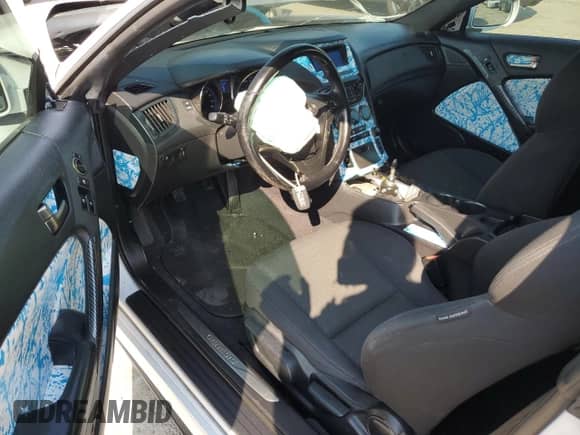 2015 Hyundai Genesis Coupe 3.8L Base с VIN KMHHT6KJ1FU126691, выставлен на аукционе Copart как лот 68460635 с пробегом 72 974 миль миль и Списание • Salvage title. История ставок и продаж доступна на DreamBid. Изображение 8.
