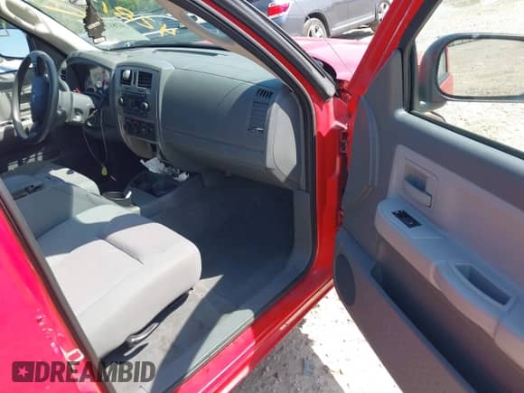 2007 Dodge Dakota SLT with VIN 1D7HW48P47S241350, listed as a IAAI auction lot 42813623 with 120,734 mi miles and . Bid and sale history available at DreamBid. Image 5.