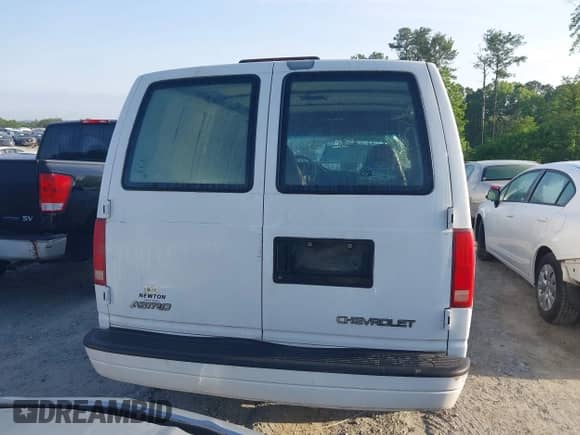 1998 Chevrolet Astro Cargo с VIN 1GCDM19W6WB163980, выставлен на аукционе IAAI как лот 42172509 с пробегом 348 869 миль миль и . История ставок и продаж доступна на DreamBid. Изображение 16.
