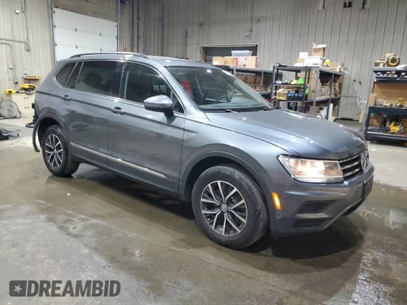 2020 Volkswagen Tiguan SE с VIN 3VV2B7AX1LM116074, выставлен на аукционе Copart как лот 66717255 с пробегом 76 400 миль миль и Списание • Salvage title. История ставок и продаж доступна на DreamBid. Изображение 4.