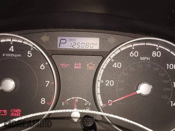 2010 Hyundai Accent Blue z VIN KMHCM3AC2AU180941, wystawiony jako IAAI lot #41398712 z przebiegiem 125 080 mil mil oraz . Historia ofert i sprzedaży dostępna na DreamBid. Obrazek 15.