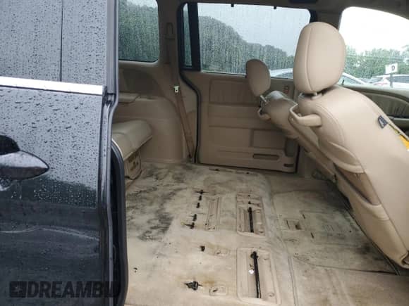 2007 Honda Odyssey EX-L с VIN 5FNRL38717B129569, выставлен на аукционе Copart как лот 61364905 с пробегом 107 990 миль миль и Списание • Salvage title. История ставок и продаж доступна на DreamBid. Изображение 11.