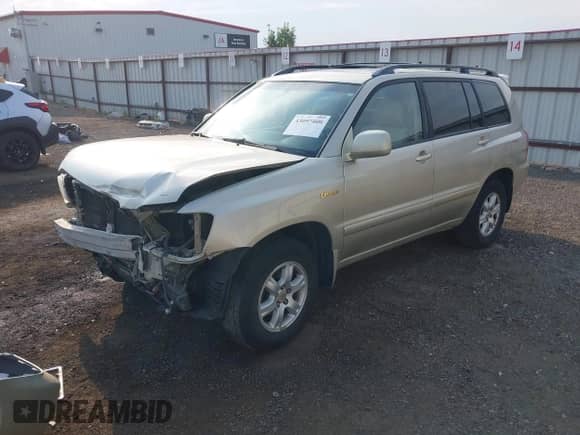 2002 Toyota Highlander с VIN JTEHF21A820095121, выставлен на аукционе IAAI как лот 43097400 с пробегом 212 944 миль миль и . История ставок и продаж доступна на DreamBid. Изображение 18.