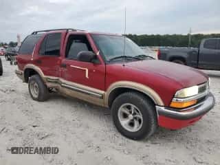 1999 Chevrolet Blazer LS с VIN 1GNCS13WXX2126904, выставлен на аукционе Copart как лот 69987244 с пробегом 384 028 миль миль и Списание • Salvage title. История ставок и продаж доступна на DreamBid. Изображение 4.