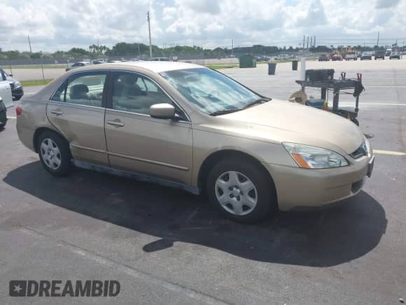 2005 Honda Accord LX с VIN 1HGCM56425A034081, выставлен на аукционе IAAI как лот 43357591 с пробегом 45 359 миль миль и . История ставок и продаж доступна на DreamBid. Изображение 1.