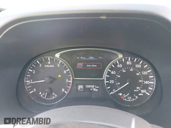 2014 Nissan Pathfinder Platinum with VIN 5N1AR2MM2EC667527, listed as a IAAI auction lot 43372234 with 108,581 mi miles and . Bid and sale history available at DreamBid. Image 7.