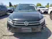 2013 Volkswagen Tiguan SE z VIN WVGAV3AX2DW611603, wystawiony jako Copart lot #53968245 z przebiegiem 117 785 mil mil oraz Szkoda całkowita • Salvage title. Historia ofert i sprzedaży dostępna na DreamBid. Obrazek 5.