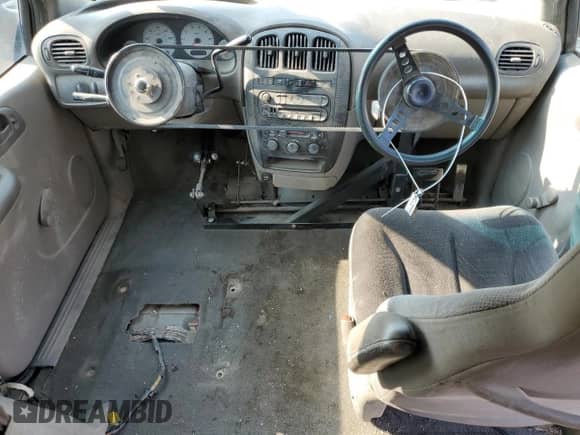 2002 Dodge Caravan SE with VIN 1B4GP24362B678508, listed as a Copart auction lot 65430234 with 198,309 mi miles and Salvage title. Bid and sale history available at DreamBid. Image 8.