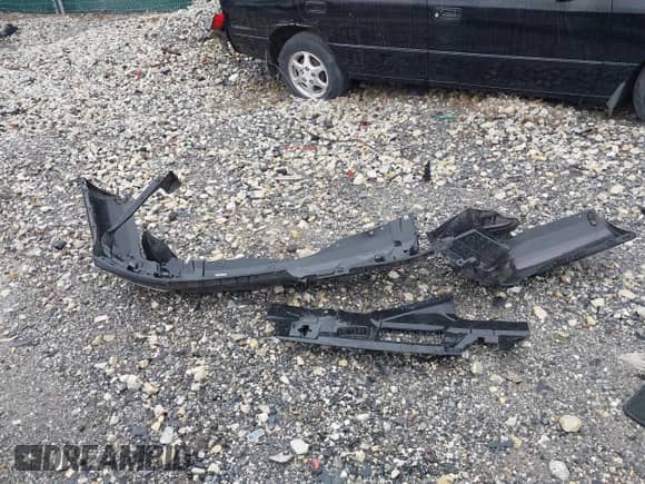 2025 Honda Pilot Sport z VIN 5FNYG1H3XSB066532, wystawiony jako IAAI lot #42368711 z przebiegiem 12 217 mil mil oraz . Historia ofert i sprzedaży dostępna na DreamBid. Obrazek 11.