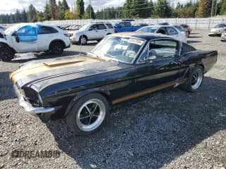 1965 Ford Mustang z VIN 5R09T186141, wystawiony jako Copart lot #82097995 z przebiegiem 95 802 mil mil oraz Szkoda całkowita • Salvage title. Historia ofert i sprzedaży dostępna na DreamBid. Obrazek 1.