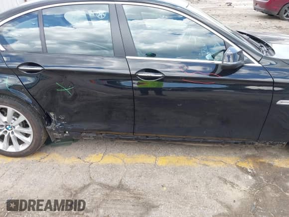 2016 BMW 5 Series 535i с VIN WBA5B1C52GG132107, выставлен на аукционе IAAI как лот 42869506 с пробегом 72 415 миль миль и . История ставок и продаж доступна на DreamBid. Изображение 6.