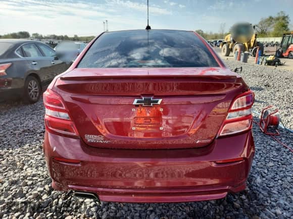 2019 Chevrolet Sonic LT with VIN 1G1JD5SB3K4110470, listed as a Copart auction lot 85143255 with 45,277 mi miles and Salvage title. Bid and sale history available at DreamBid. Image 6.