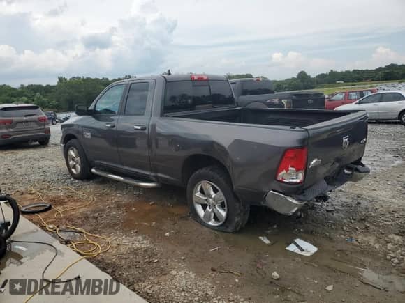 2018 Ram 1500 Big Horn z VIN 1C6RR7GG7JS218717, wystawiony jako Copart lot #67051085 z przebiegiem 201 921 mil mil oraz Szkoda całkowita • Salvage title. Historia ofert i sprzedaży dostępna na DreamBid. Obrazek 2.