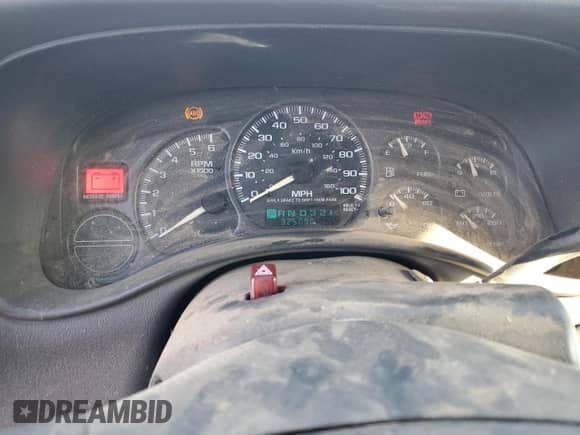 2002 Chevrolet Silverado 1500 LS с VIN 2GCEC19V321284071, выставлен на аукционе Copart как лот 85384535 с пробегом 325 090 миль миль и Чистый • Clean title. История ставок и продаж доступна на DreamBid. Изображение 9.