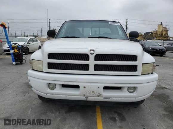 1998 Dodge 1500 с VIN 1B7HC13Z0WJ104596, выставлен на аукционе Copart как лот 55744965 с пробегом 184 017 миль миль и Списание • Salvage title. История ставок и продаж доступна на DreamBid. Изображение 5.