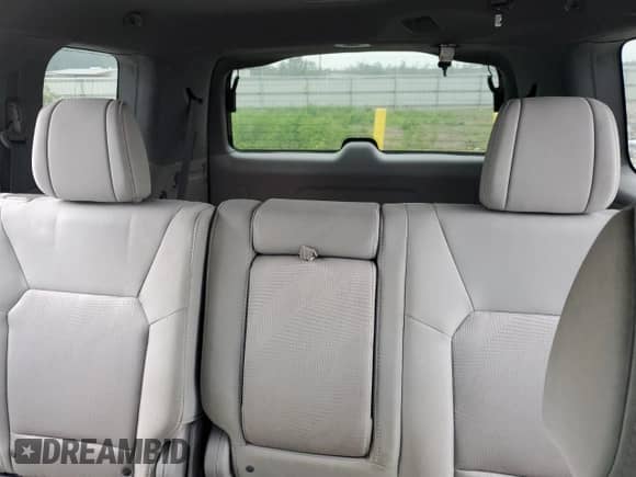 2015 Honda Pilot LX с VIN 5FNYF3H27FB023701, выставлен на аукционе Copart как лот 54629545 с пробегом 161 619 миль миль и Списание • Salvage title. История ставок и продаж доступна на DreamBid. Изображение 10.