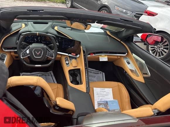 2024 Chevrolet Corvette 3LZ z VIN 1G1YF3D34R5600598, wystawiony jako Copart lot #84651084 z przebiegiem 631 mil mil oraz Czysty tytuł • Clean title. Historia ofert i sprzedaży dostępna na DreamBid. Obrazek 9.