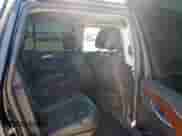 2018 Cadillac Escalade Premium Luxury z VIN 1GYS3CKJ3JR179603, wystawiony jako Copart lot #64998525 z przebiegiem 78 598 mil mil oraz Szkoda całkowita • Salvage title. Historia ofert i sprzedaży dostępna na DreamBid. Obrazek 11.