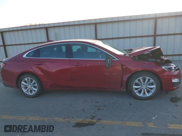 2019 Chevrolet Malibu LT с VIN 1G1ZD5STXKF122499, выставлен на аукционе IAAI как лот 43259307 с пробегом 70 460 миль миль и . История ставок и продаж доступна на DreamBid. Изображение 13.