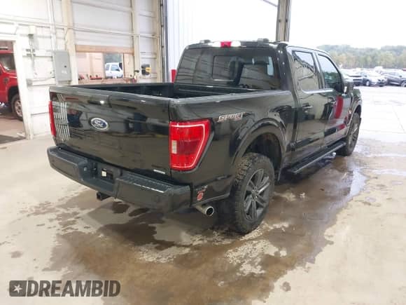 2022 Ford F-150 XLT с VIN 1FTFW1E85NKE69240, выставлен на аукционе IAAI как лот 43381351 с пробегом 32 698 миль миль и . История ставок и продаж доступна на DreamBid. Изображение 4.