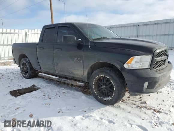 2016 Ram 1500 Tradesman z VIN 1C6RR7FG0GS304106, wystawiony jako Copart lot #44371585 z przebiegiem 128 368 mil mil oraz Szkoda całkowita • Salvage title. Historia ofert i sprzedaży dostępna na DreamBid. Obrazek 4.