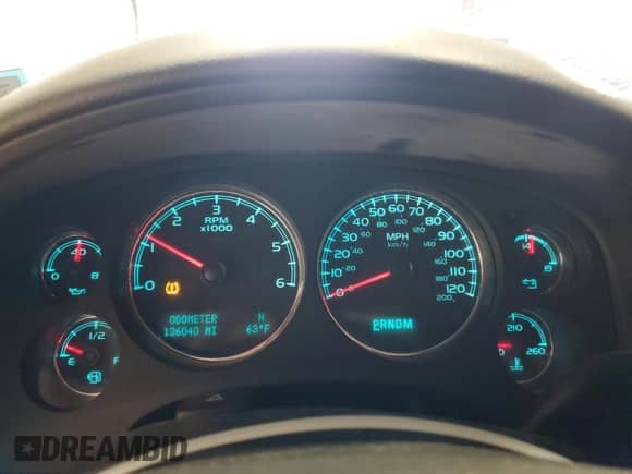 2012 Chevrolet Tahoe LS z VIN 1GNSKAE0XCR110563, wystawiony jako Copart lot #54203235 z przebiegiem 136 040 mil mil oraz Szkoda całkowita • Salvage title. Historia ofert i sprzedaży dostępna na DreamBid. Obrazek 9.