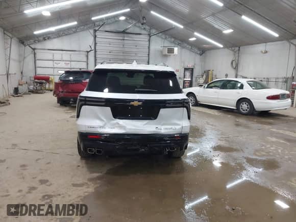 2025 Chevrolet Traverse AWD High Country с VIN 1GNEVKRS0SJ117217, выставлен на аукционе IAAI как лот 42484351 с пробегом 10 896 миль миль и . История ставок и продаж доступна на DreamBid. Изображение 16.