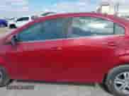 2012 Chevrolet Sonic LT с VIN 1G1JC5SH2C4168644, выставлен на аукционе IAAI как лот 43275899 с пробегом Не указан миль и . История ставок и продаж доступна на DreamBid. Изображение 14.